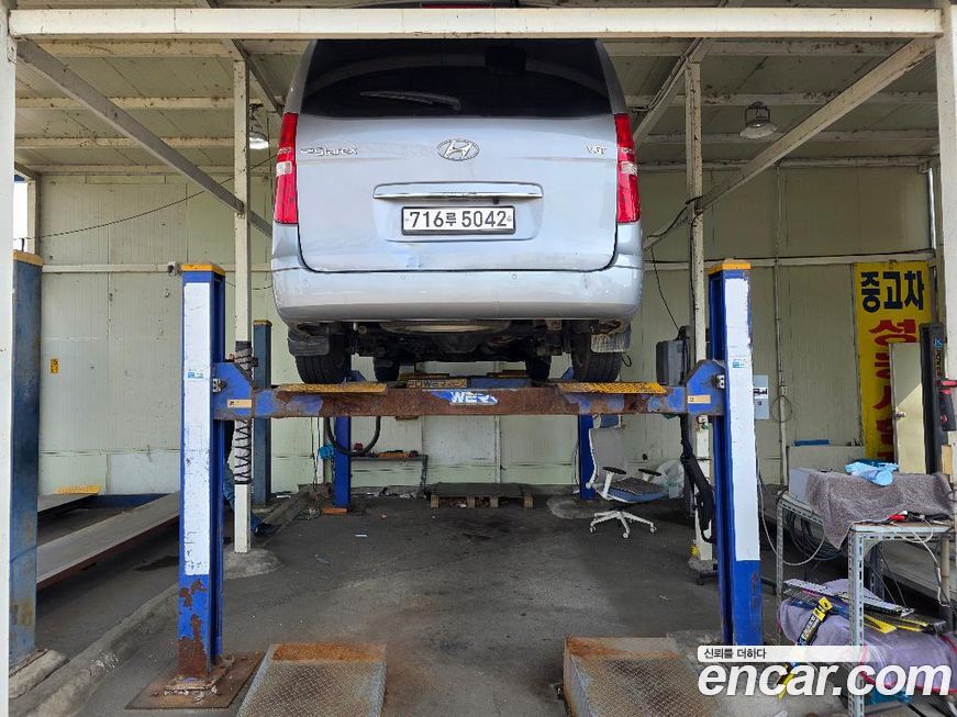 Hyundai Starex 2018
