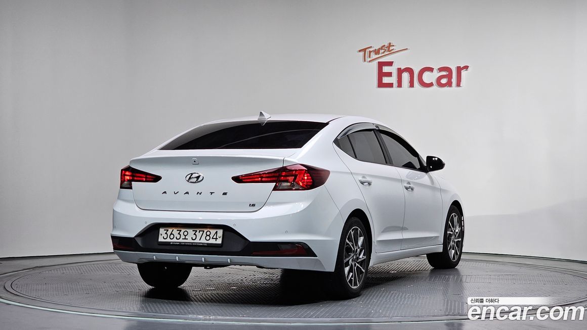 Hyundai AVANTE 2020