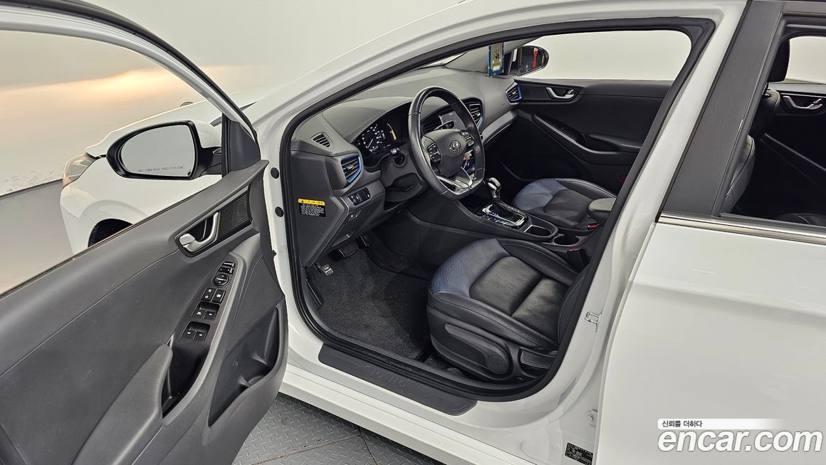 Hyundai Ioniq 2016