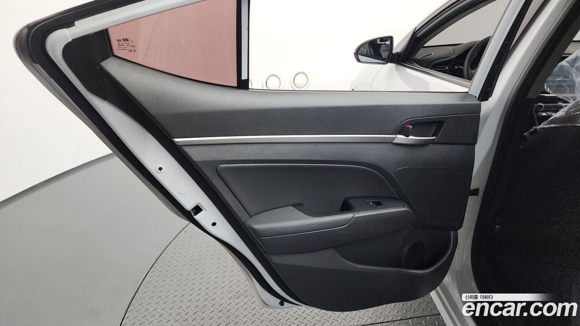Hyundai AVANTE 2019