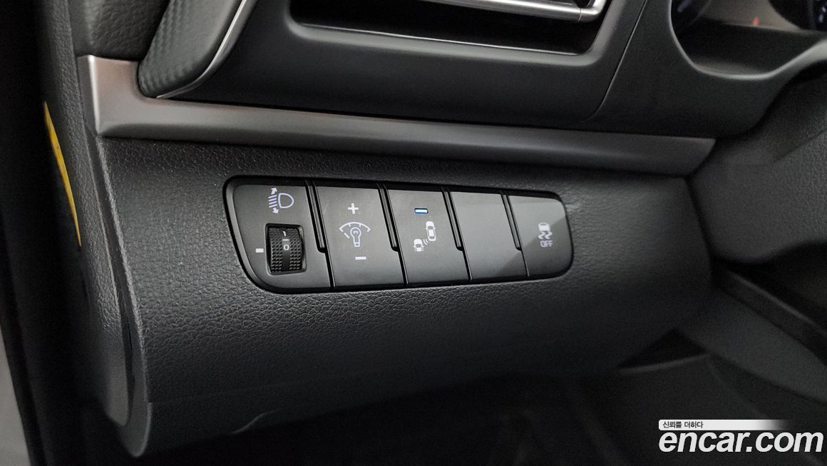 Hyundai AVANTE 2019