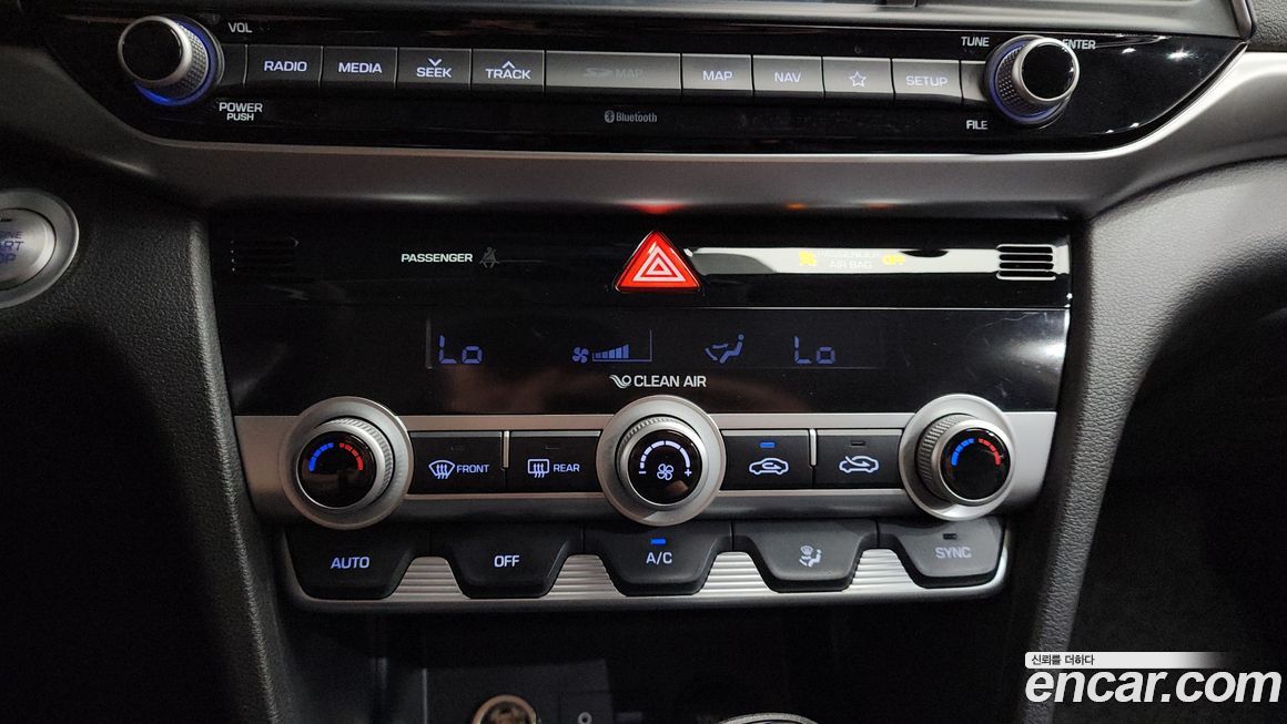 Hyundai AVANTE 2019
