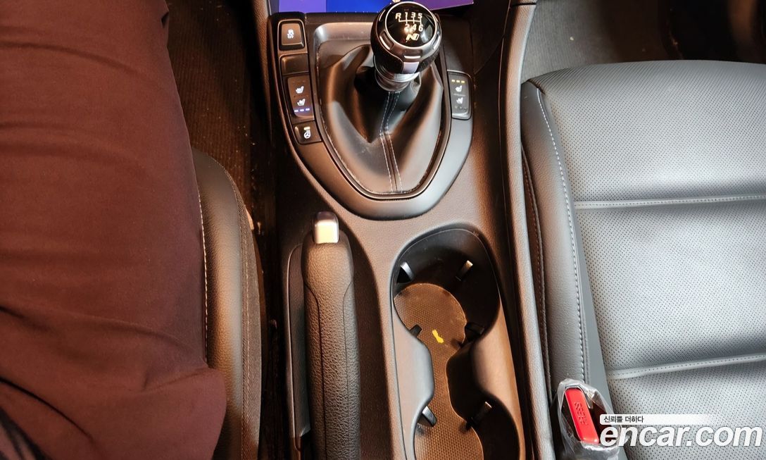 Hyundai Veloster 2019