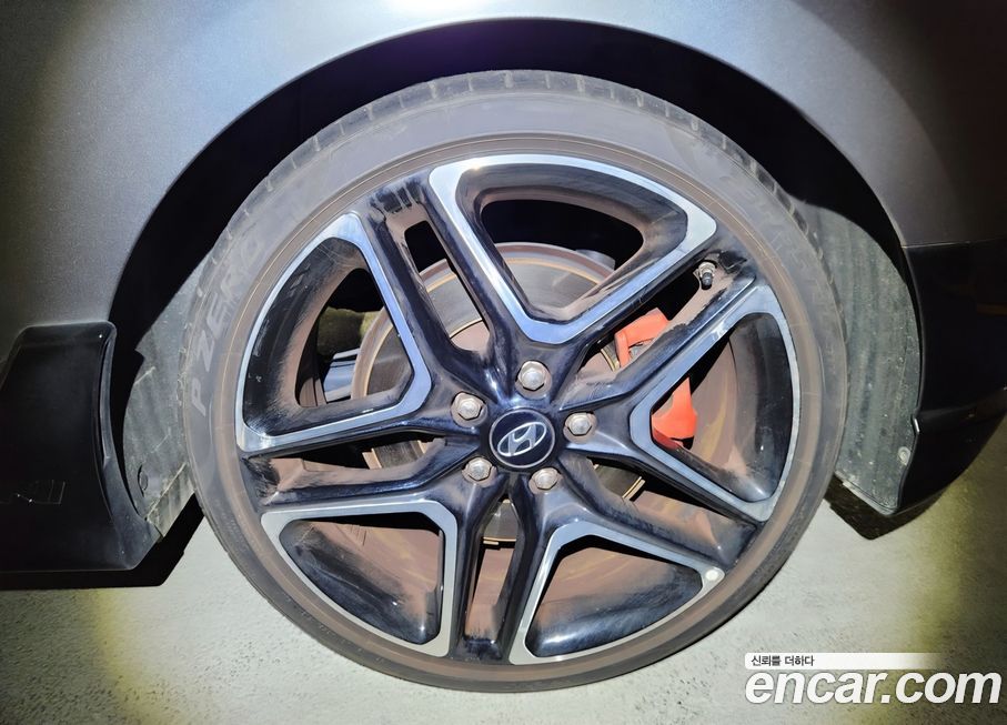 Hyundai Veloster 2019