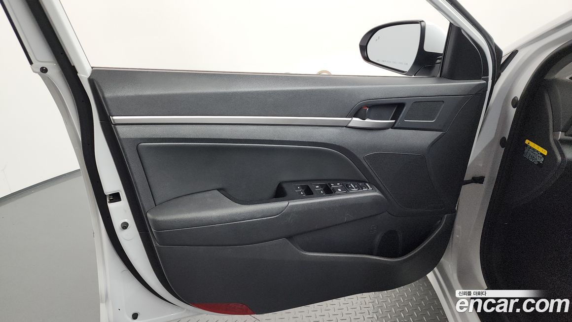 Hyundai AVANTE 2019