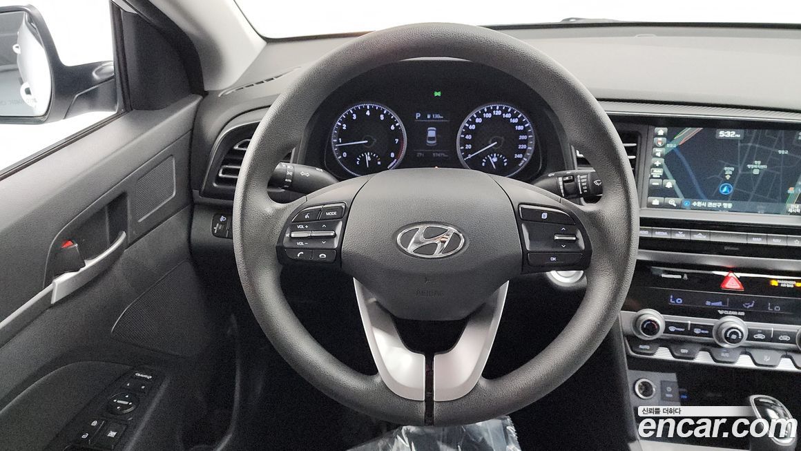 Hyundai AVANTE 2019