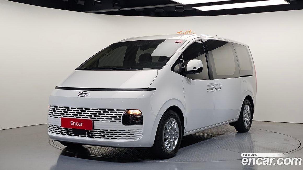 Hyundai Staria 2022