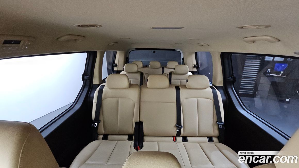Hyundai Staria 2022