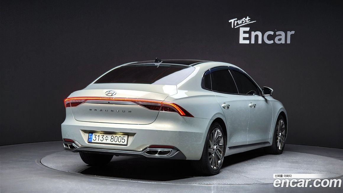 Hyundai Grandeur 2021