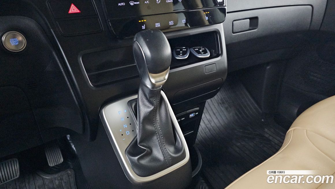 Hyundai Staria 2022