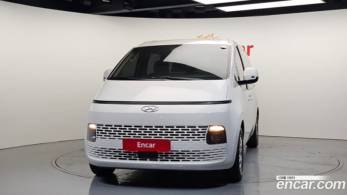 Hyundai Staria 2022