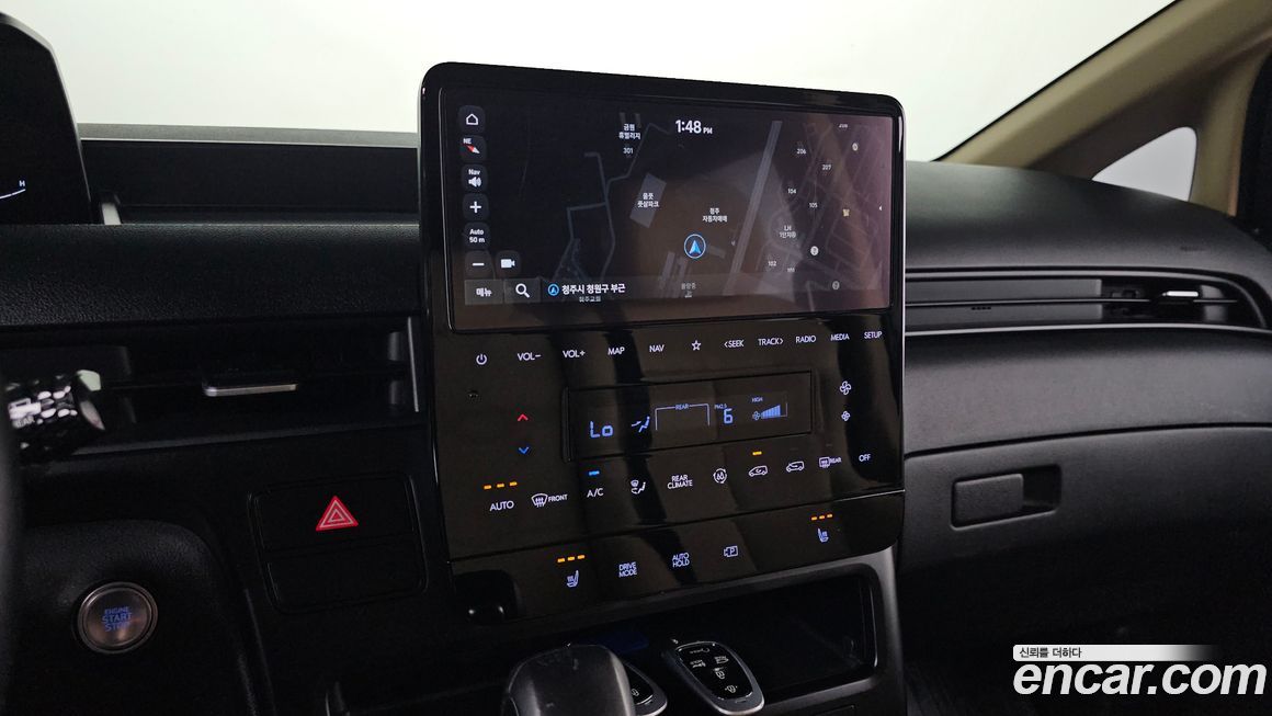 Hyundai Staria 2022