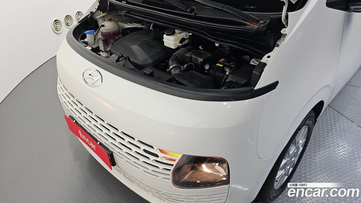Hyundai Staria 2022