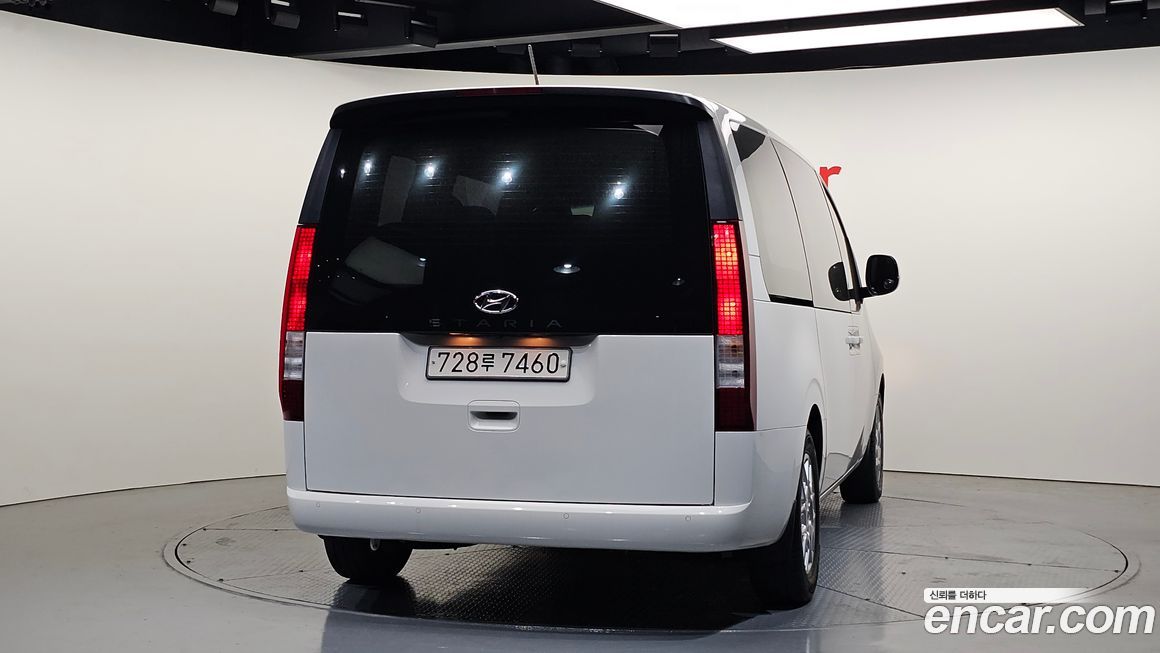 Hyundai Staria 2022