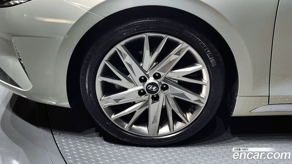 Hyundai Grandeur 2021