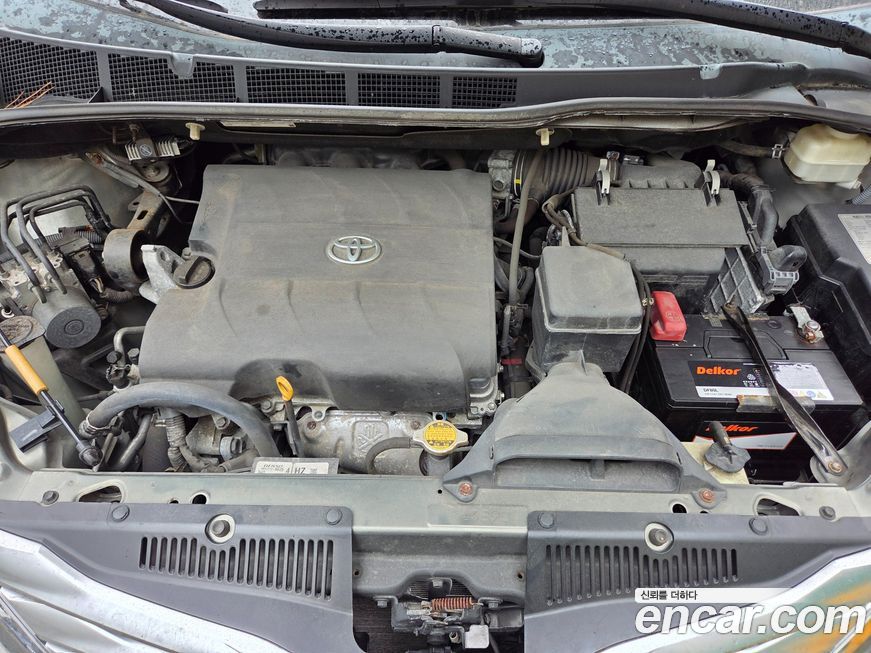 Toyota Sienna 2012