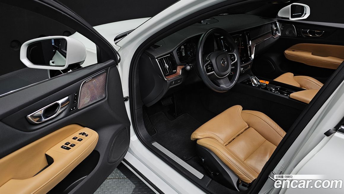 Volvo S60 2021
