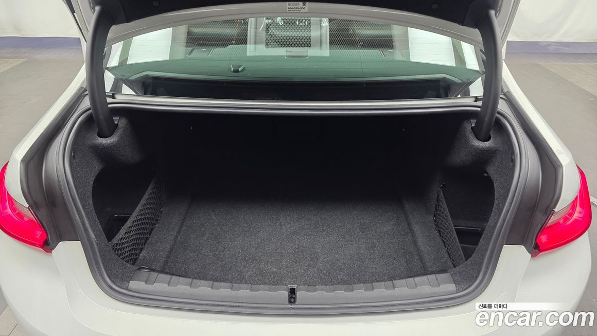 BMW 3-Series 2021