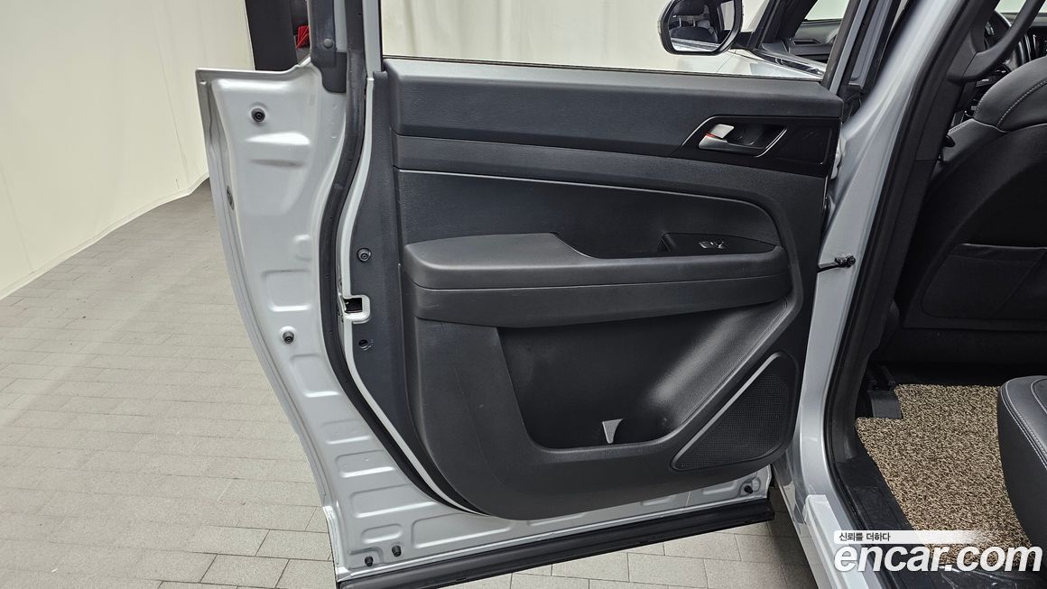 KG_Mobility_Ssangyong Rexton 2020