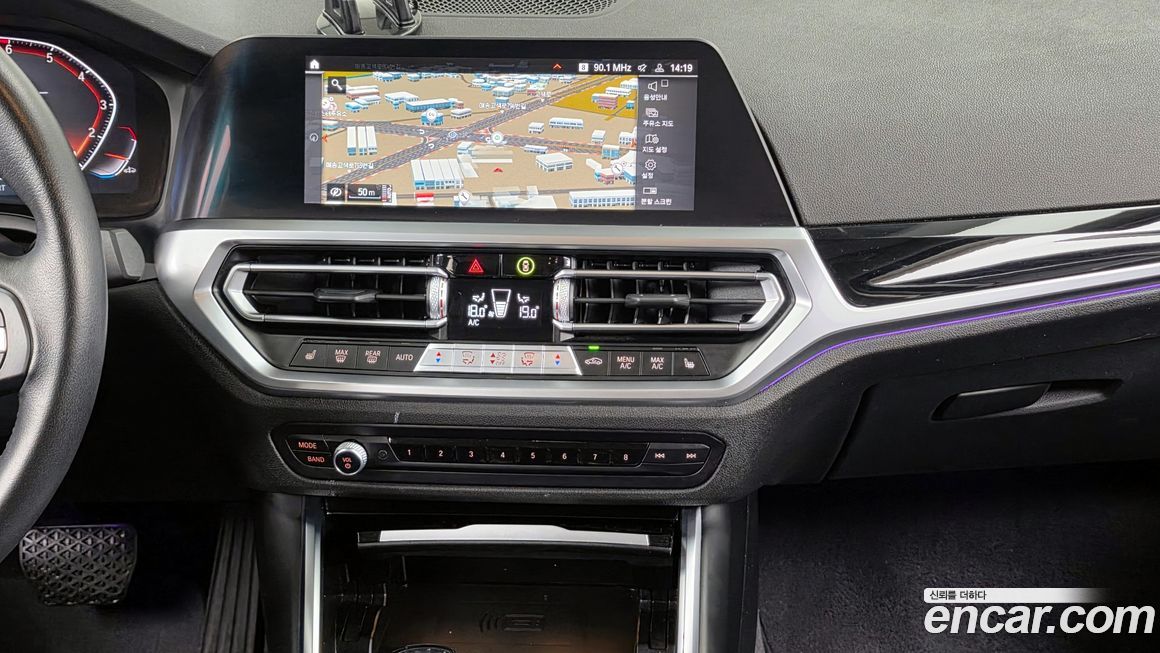 BMW 3-Series 2021