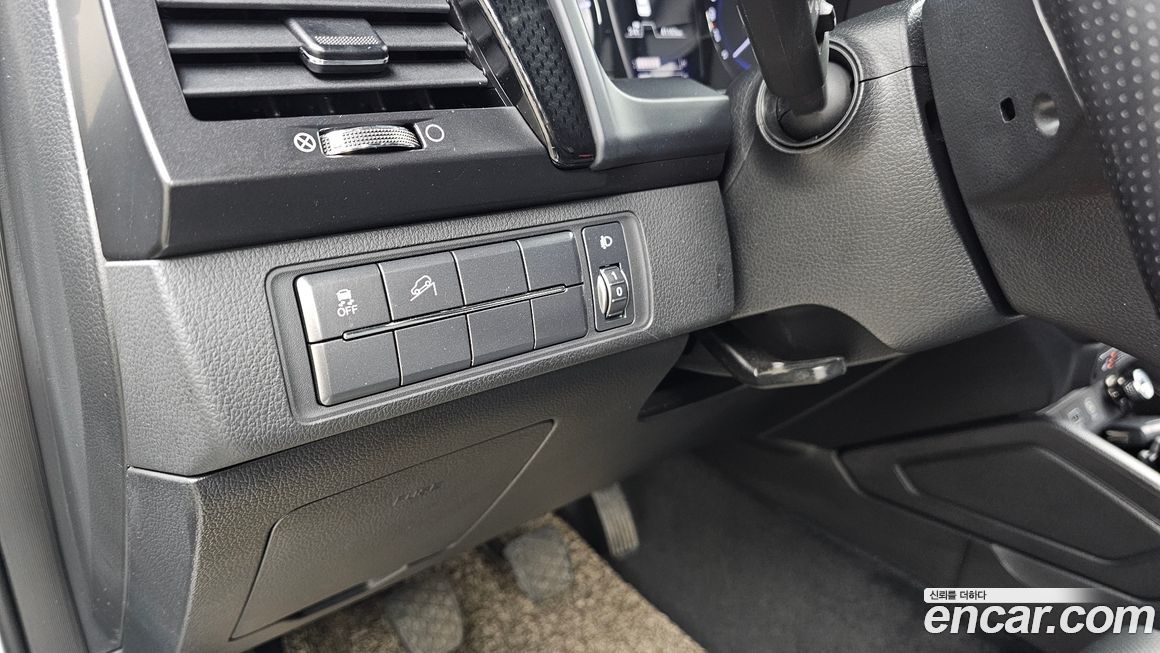 KG_Mobility_Ssangyong Rexton 2020