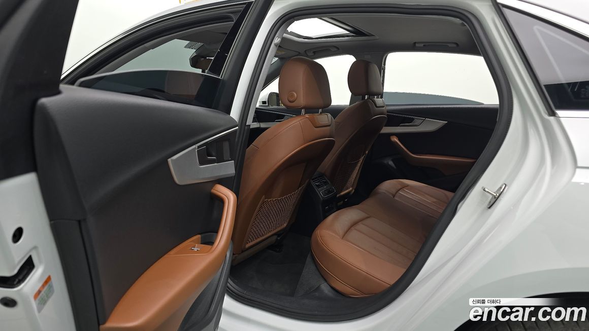 Audi A4 2023