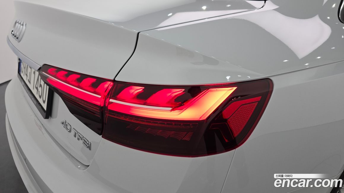Audi A4 2023