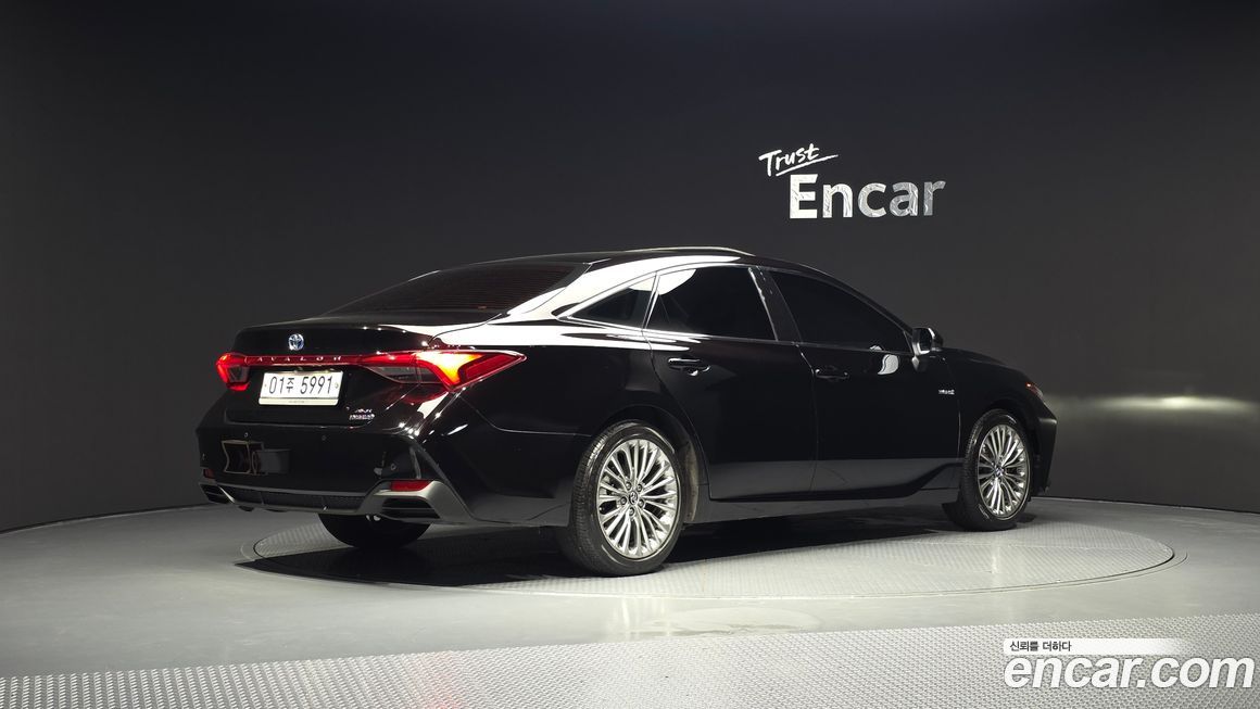 Toyota Avalon 2019