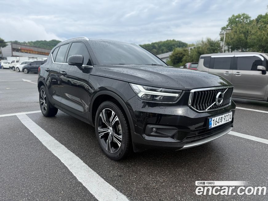 Volvo XC40 2021