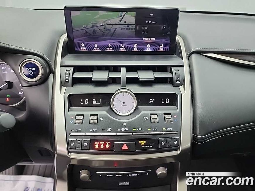 Lexus NX 2019