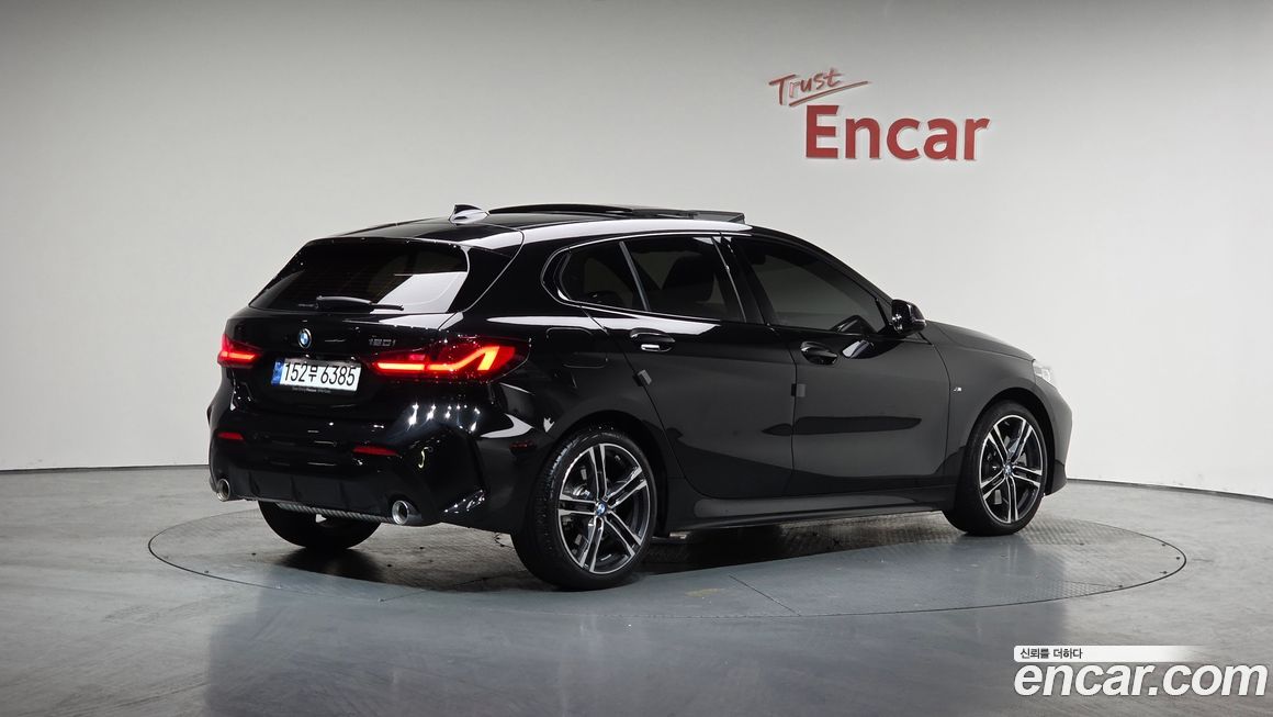 BMW 1-Series 2024
