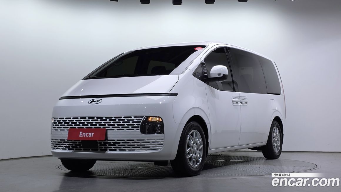 Hyundai Staria 2024
