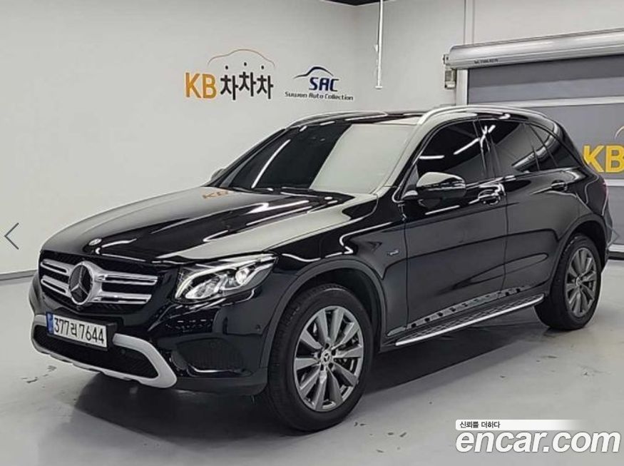 Mercedes-Benz GLC-Class 2019