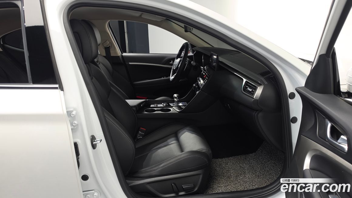 Genesis G70 2024