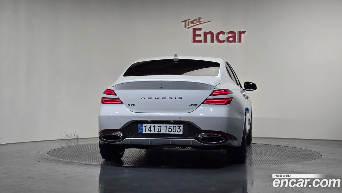 Genesis G70 2024