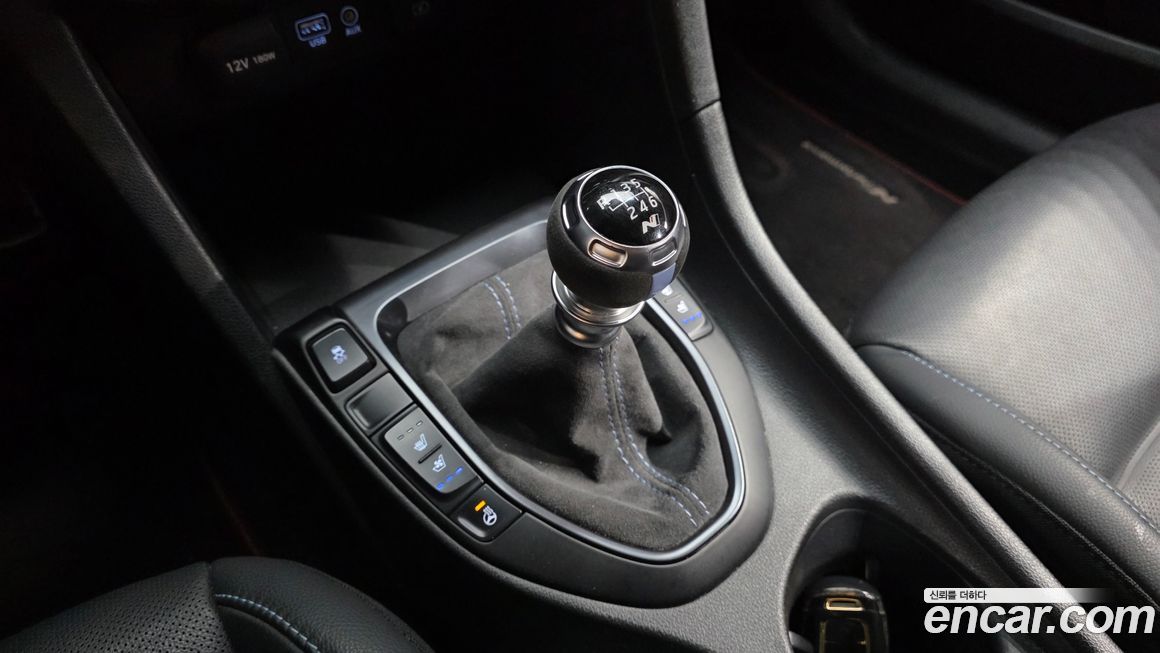 Hyundai Veloster 2019
