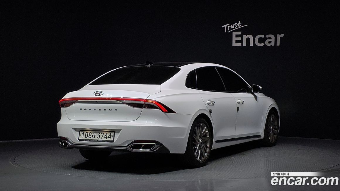 Hyundai Grandeur 2020