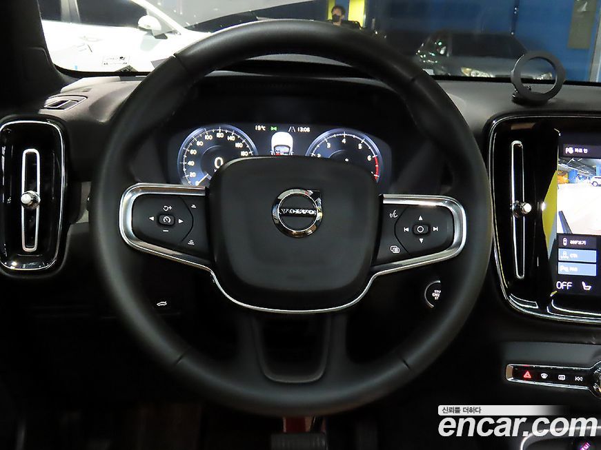 Volvo XC40 2022