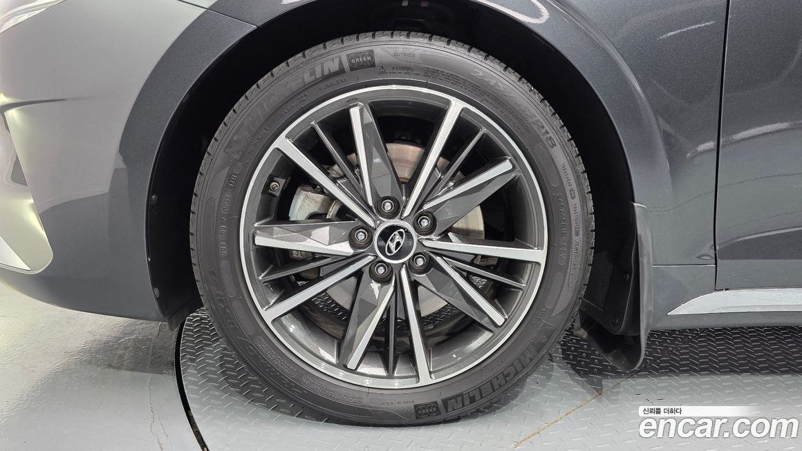 Hyundai Grandeur 2020
