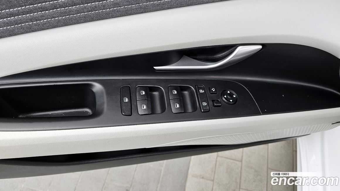 Hyundai AVANTE 2022