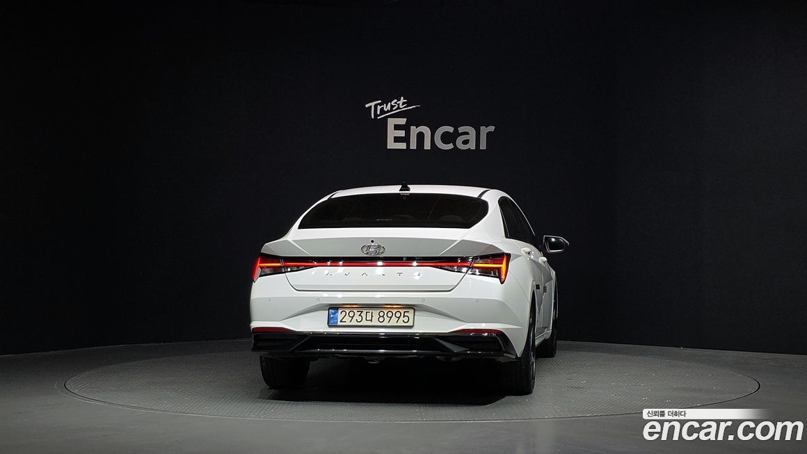 Hyundai AVANTE 2022