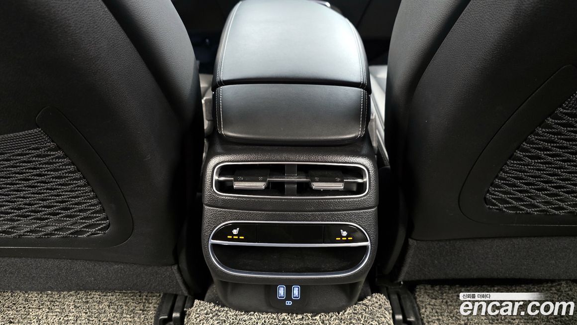 Genesis GV70 2021