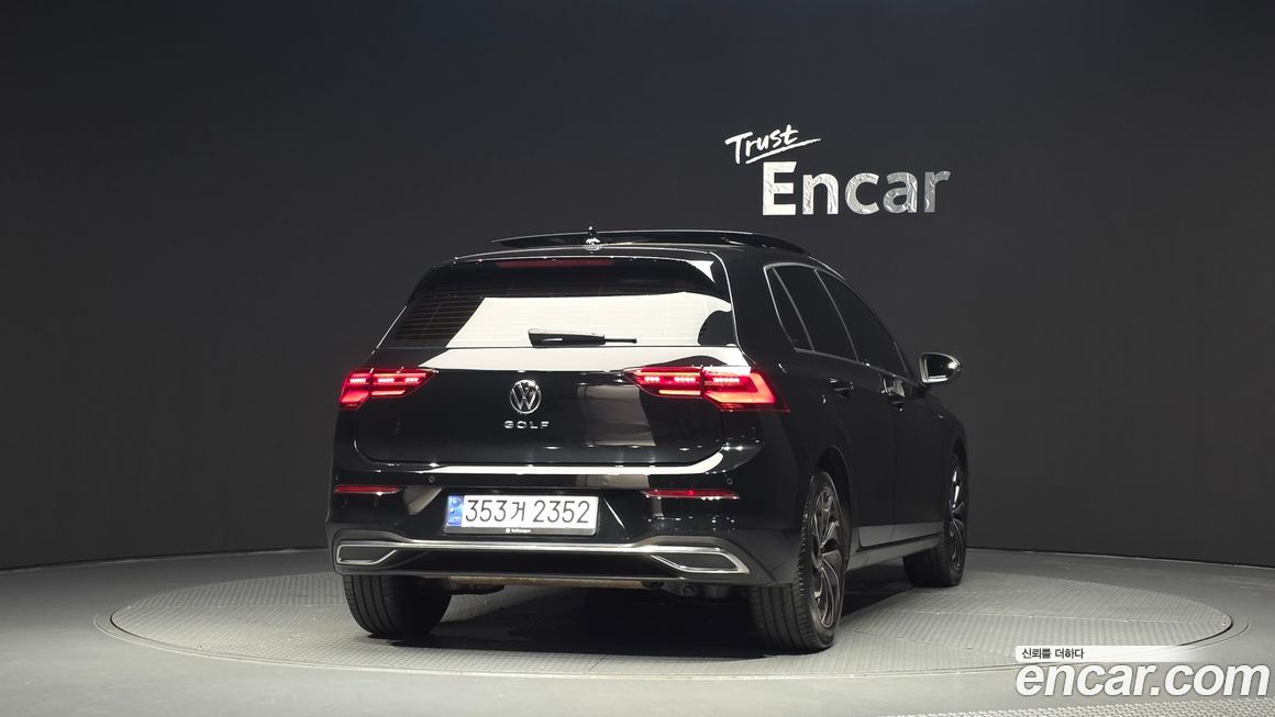 Volkswagen Golf 2024