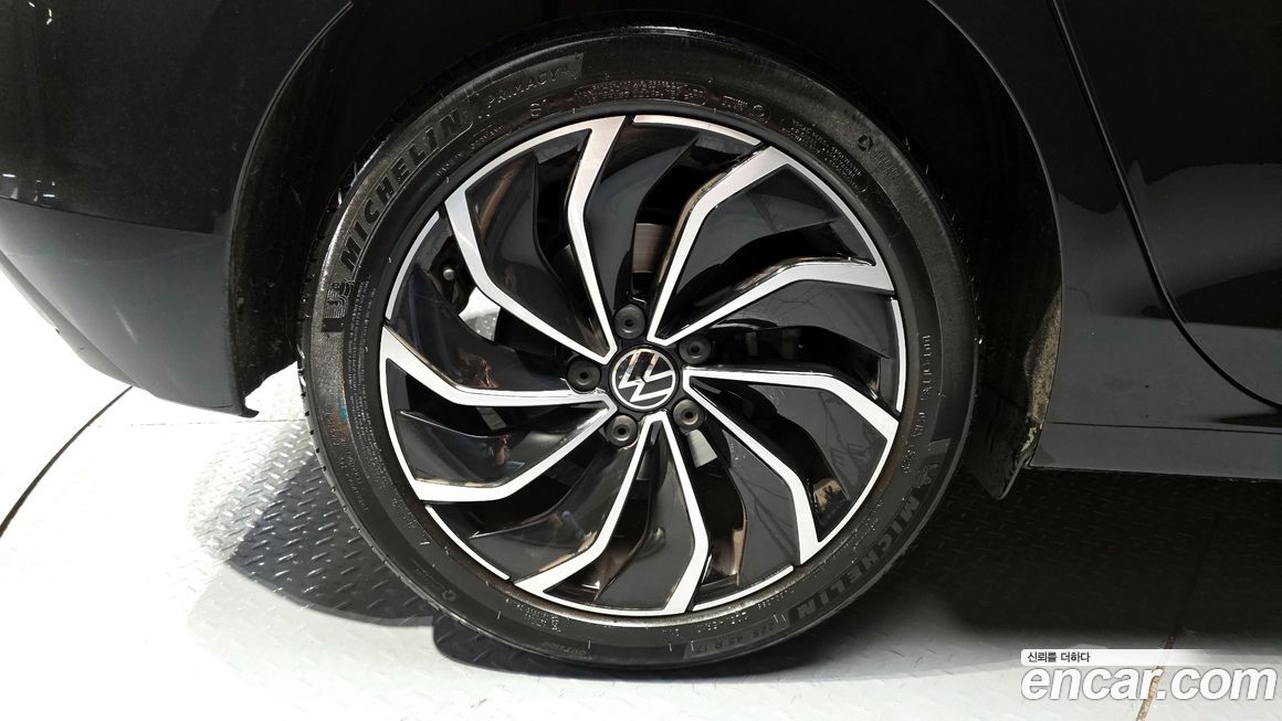 Volkswagen Golf 2024