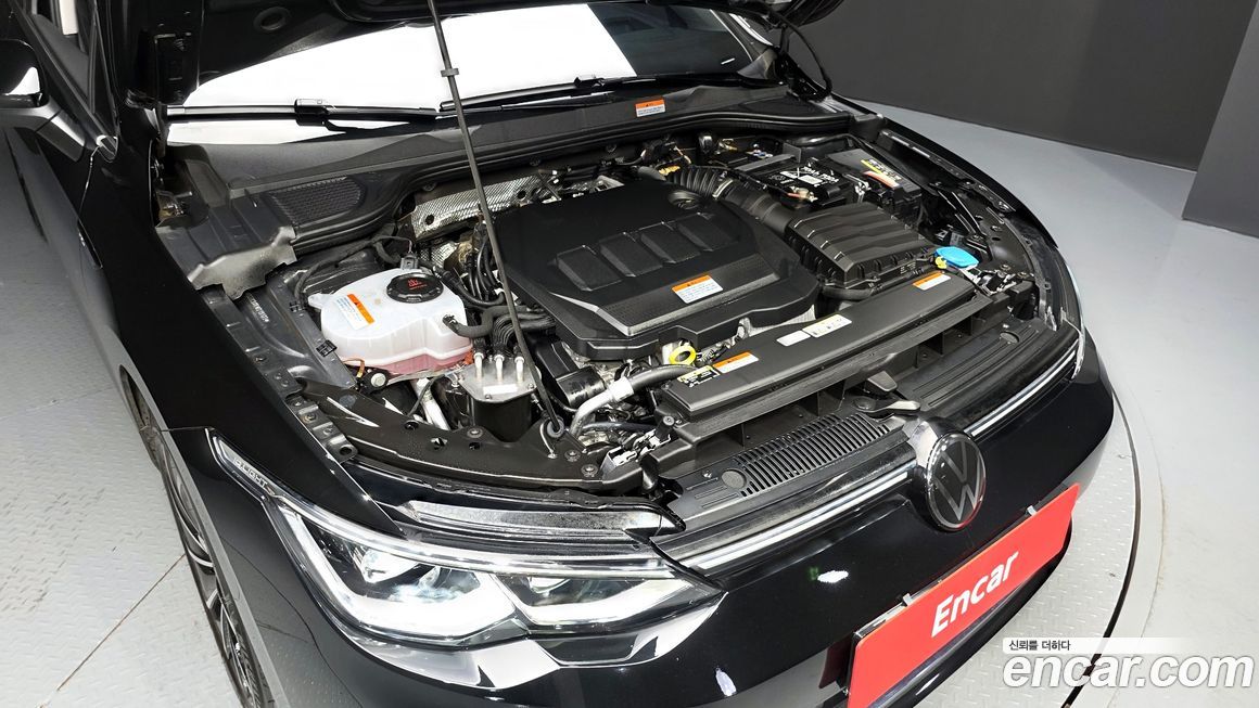 Volkswagen Golf 2024