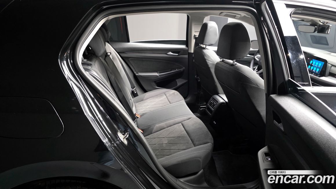 Volkswagen Golf 2024