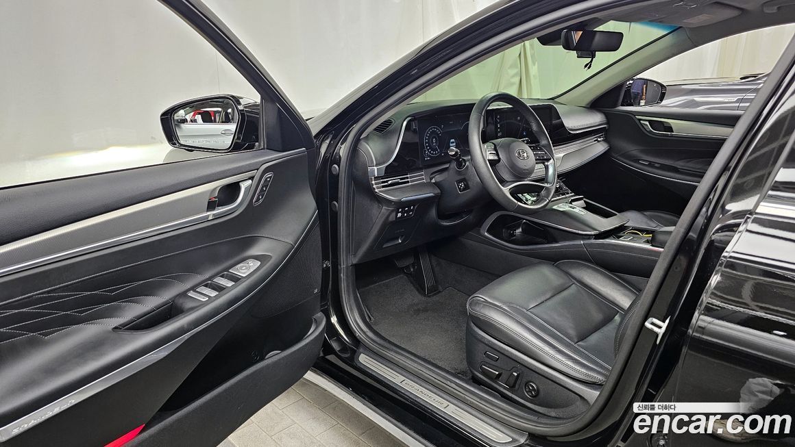 Hyundai Grandeur 2021