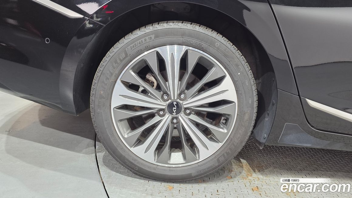 Kia K8 2023