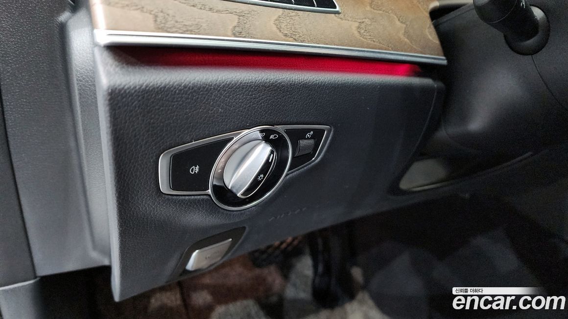 Mercedes-Benz E-Class 2019