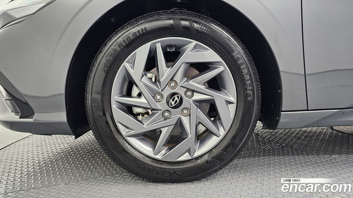Hyundai AVANTE 2024